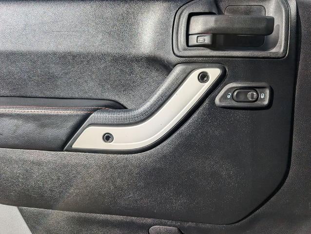 2012 Jeep Wrangler 4WD 2dr Sahara