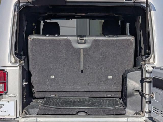 2012 Jeep Wrangler 4WD 2dr Sahara