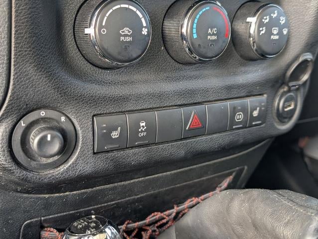 2012 Jeep Wrangler 4WD 2dr Sahara