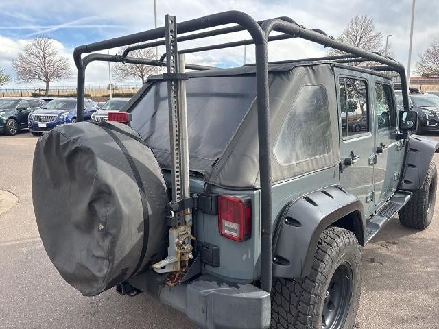 2014 Jeep Wrangler Unlimited 4WD 4dr Sahara