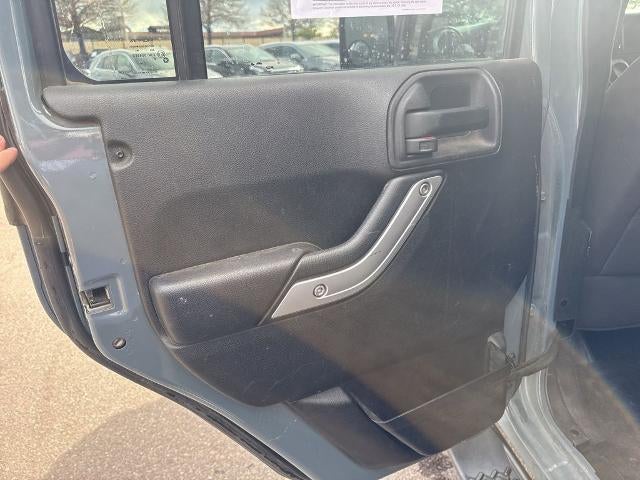 2014 Jeep Wrangler Unlimited 4WD 4dr Sahara