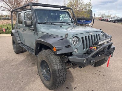 2014 Jeep Wrangler Unlimited 4WD 4dr Sahara