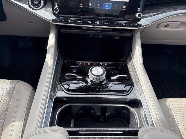 2022 Jeep Wagoneer Series III 4x4