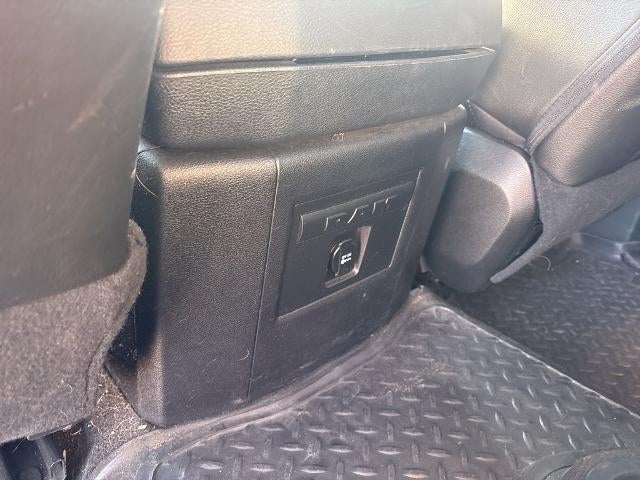 2014 RAM 1500 4WD Quad Cab 6.4 Ft Box Laramie