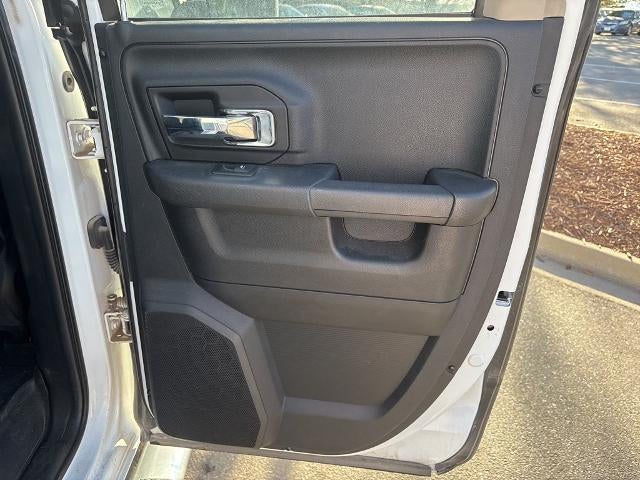 2014 RAM 1500 4WD Quad Cab 6.4 Ft Box Laramie