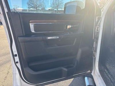 2014 RAM 1500 4WD Quad Cab 6.4 Ft Box Laramie