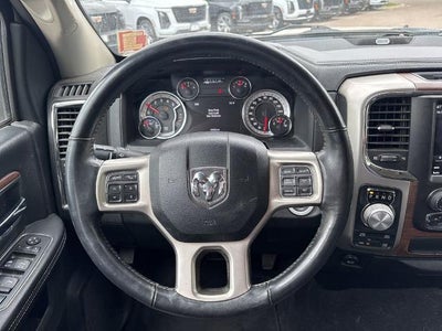 2018 RAM 1500 Laramie 4x4 Crew Cab 5'7" Box
