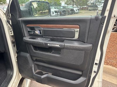 2018 RAM 1500 Laramie 4x4 Crew Cab 5'7" Box
