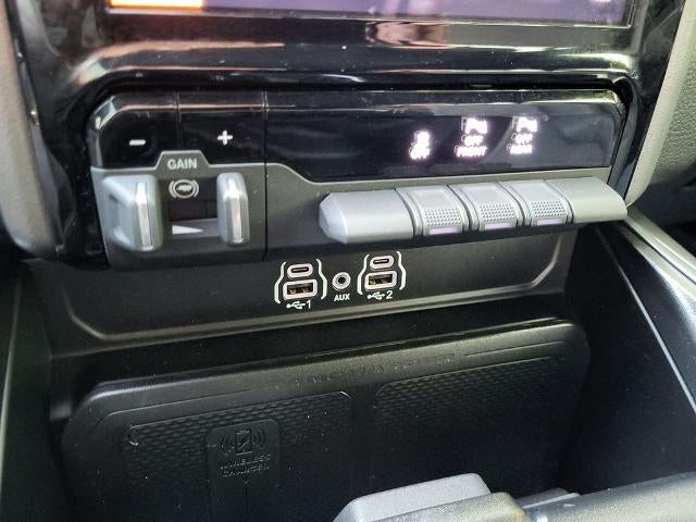 2025 RAM 1500 Big Horn 4x4 Crew Cab 5'7" Box