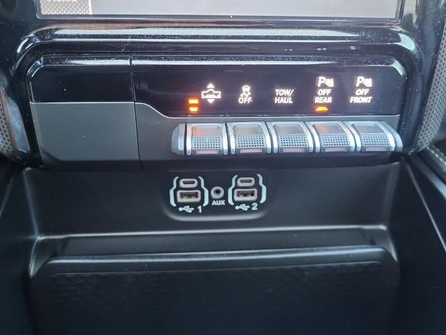 2023 RAM 1500 Limited 4x4 Crew Cab 5'7" Box