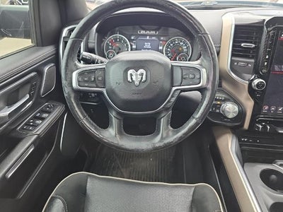 2019 RAM 1500 Laramie 4x4 Crew Cab 5'7" Box