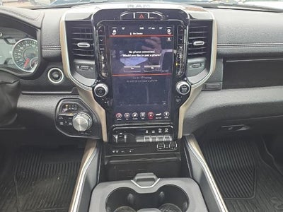 2019 RAM 1500 Laramie 4x4 Crew Cab 5'7" Box