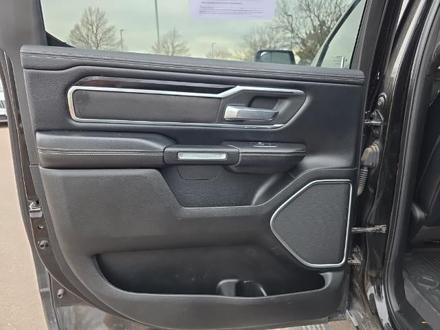 2019 RAM 1500 Laramie 4x4 Crew Cab 5'7" Box