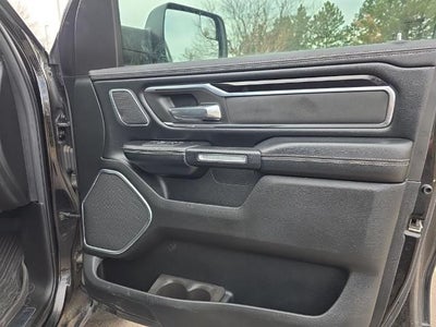 2019 RAM 1500 Laramie 4x4 Crew Cab 5'7" Box