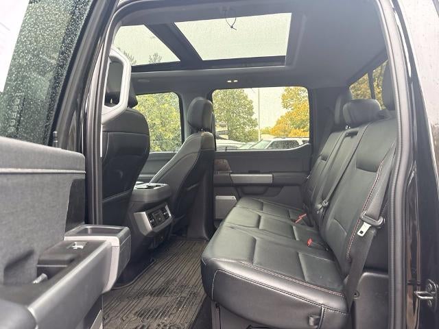 2024 Ford Super Duty F-250 SRW LARIAT 4WD Crew Cab 6.75' Box