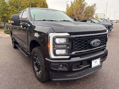 2024 Ford Super Duty F-250 SRW LARIAT 4WD Crew Cab 6.75' Box