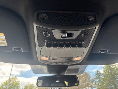 2022 Ford Super Duty F-250 SRW LARIAT 4WD Crew Cab 6.75' Box