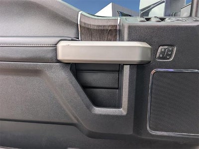 2020 Ford Super Duty F-350 SRW LARIAT 4WD Crew Cab 6.75' Box