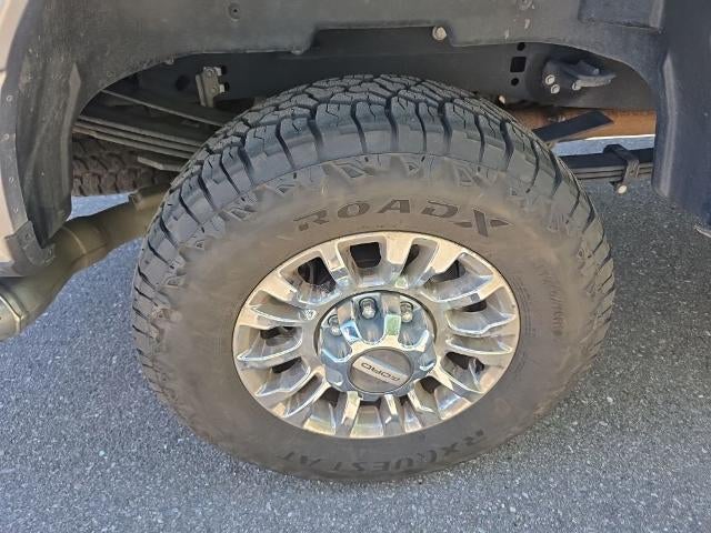 2022 Ford Super Duty F-350 SRW LARIAT 4WD Crew Cab 6.75' Box