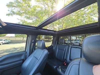 2022 Ford Super Duty F-350 SRW LARIAT 4WD Crew Cab 6.75' Box
