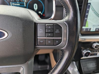 2022 Ford F-150 LARIAT 4WD SuperCrew 5.5' Box