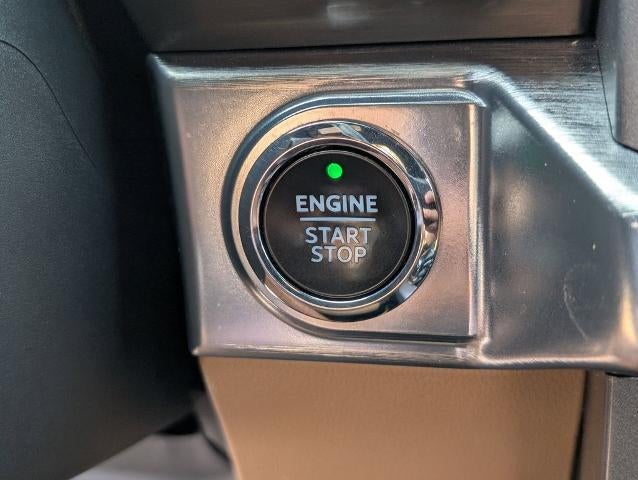 2022 Ford F-150 LARIAT 4WD SuperCrew 5.5' Box