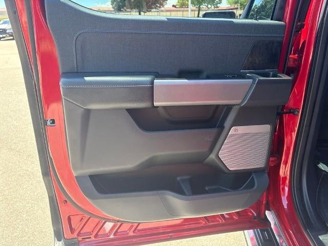 2022 Ford F-150 LARIAT 4WD SuperCrew 5.5' Box
