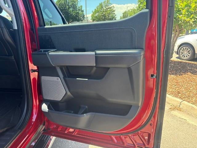 2022 Ford F-150 LARIAT 4WD SuperCrew 5.5' Box