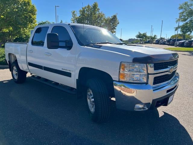 2008 Chevrolet Silverado 2500 HD 4WD Crew Cab Standard Box LTZ