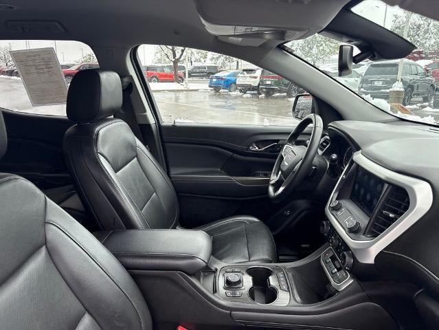 2023 GMC Acadia AWD SLT