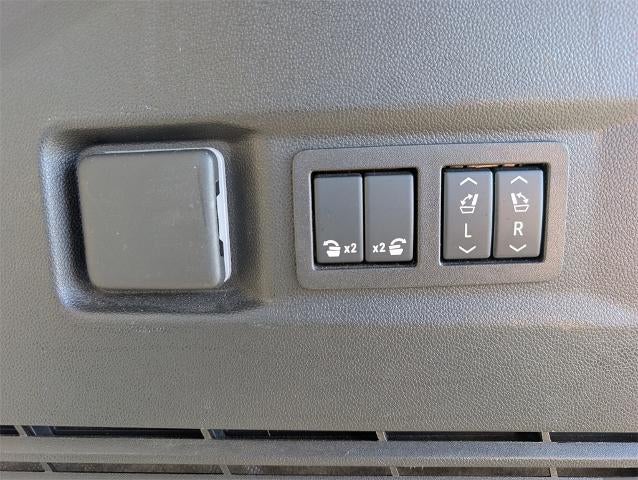 2025 GMC Yukon 4WD 4dr Denali