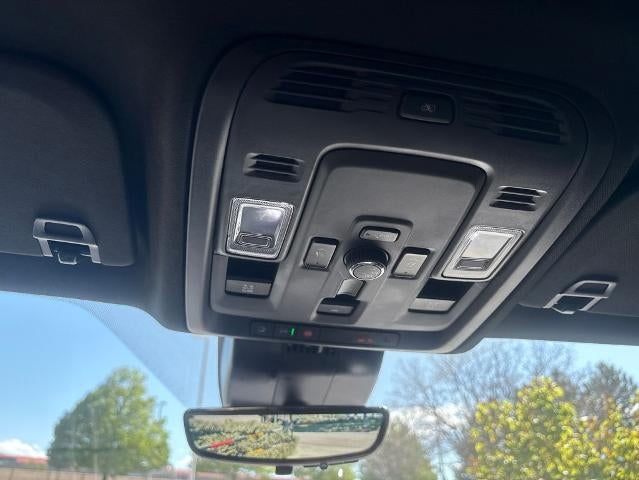 2025 GMC Yukon XL 4WD 4dr Denali