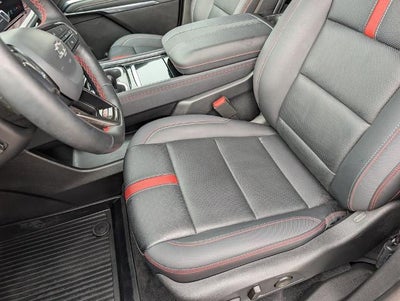 2025 Chevrolet Traverse RS w/2RS