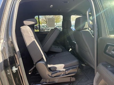 2025 Chevrolet Suburban 4WD LS