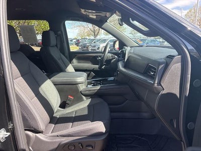 2025 Chevrolet Suburban 4WD LS