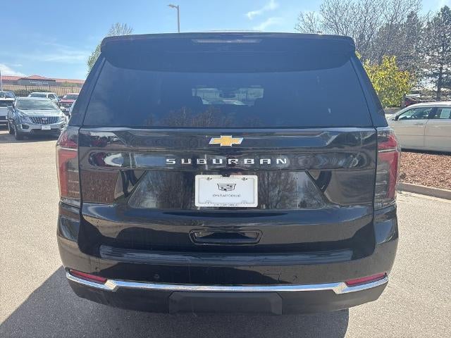 2025 Chevrolet Suburban 4WD LS