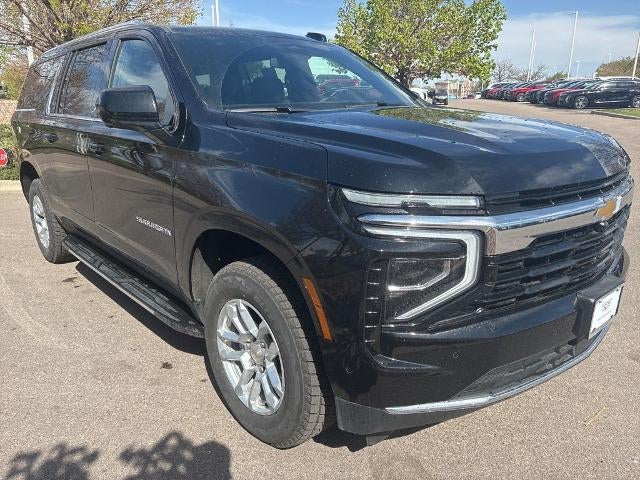 2025 Chevrolet Suburban 4WD LS