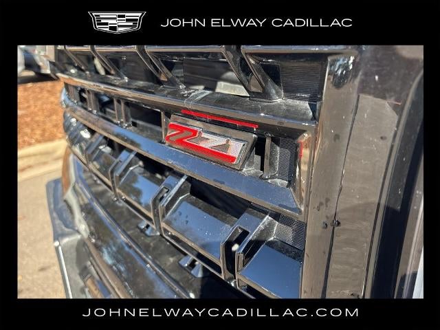 2025 Chevrolet Suburban 4WD Z71