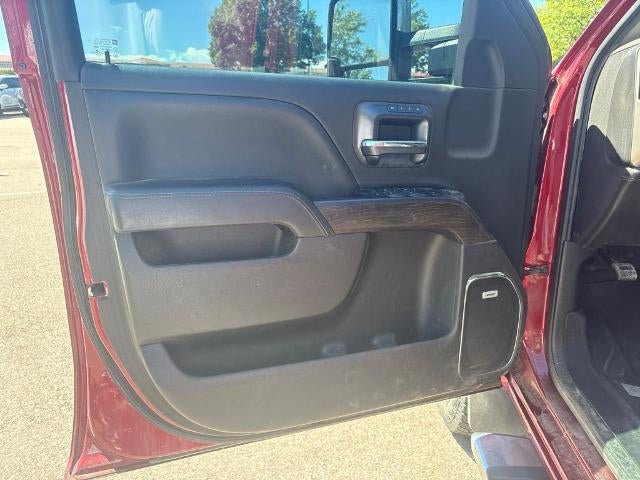 2019 GMC Sierra 3500HD Crew Cab Long Box 4-Wheel Drive Denali
