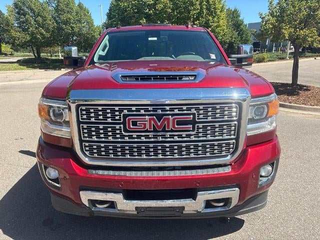 2019 GMC Sierra 3500HD Crew Cab Long Box 4-Wheel Drive Denali