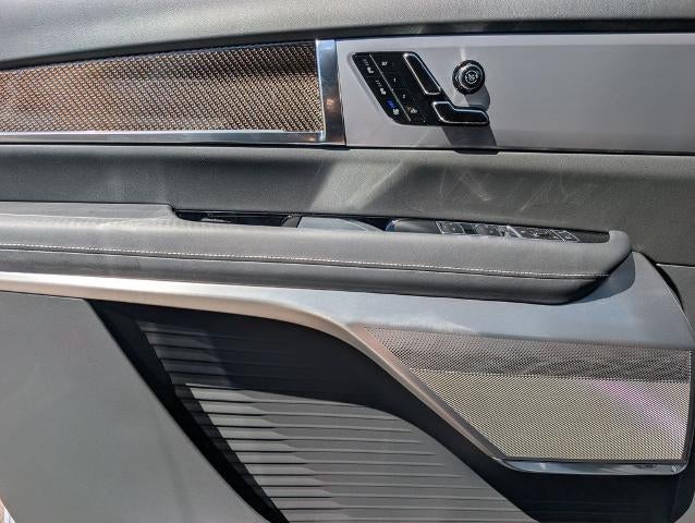 2027 Cadillac VISTIQ Luxury