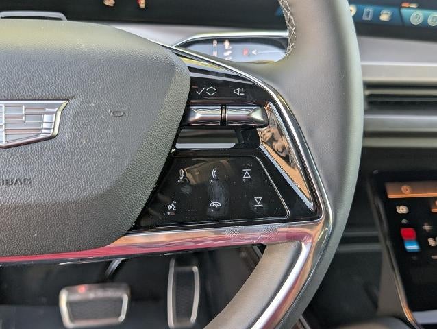 2027 Cadillac VISTIQ Luxury