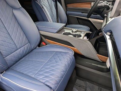 2026 Cadillac VISTIQ Premium Luxury