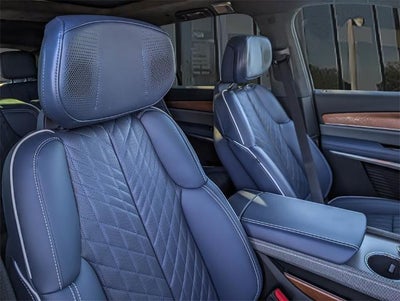 2026 Cadillac VISTIQ Premium Luxury