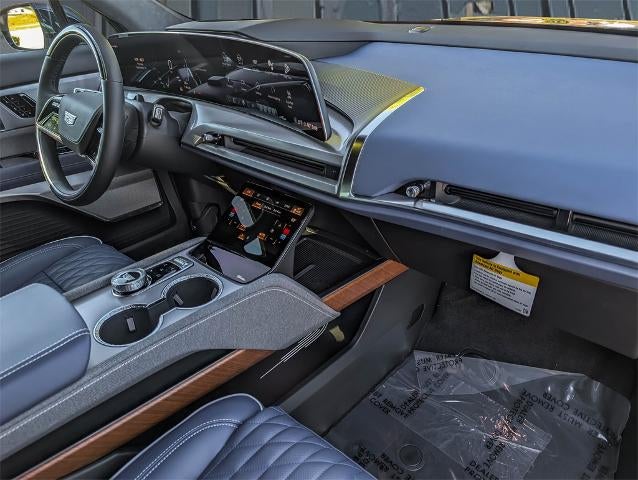 2026 Cadillac VISTIQ Premium Luxury