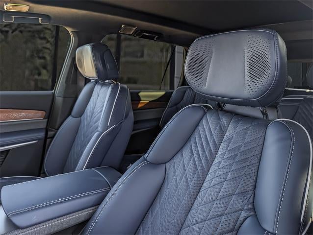 2026 Cadillac VISTIQ Premium Luxury