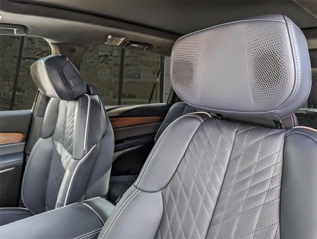 2026 Cadillac VISTIQ Premium Luxury