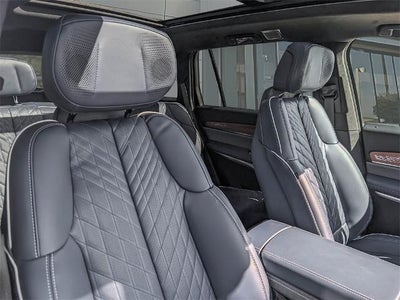 2026 Cadillac VISTIQ Premium Luxury