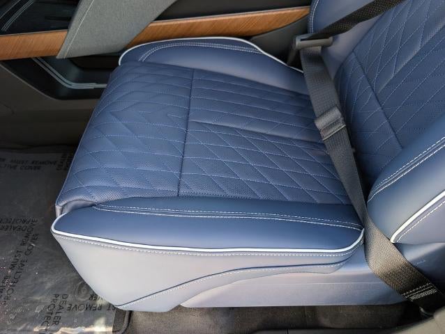 2026 Cadillac VISTIQ Premium Luxury