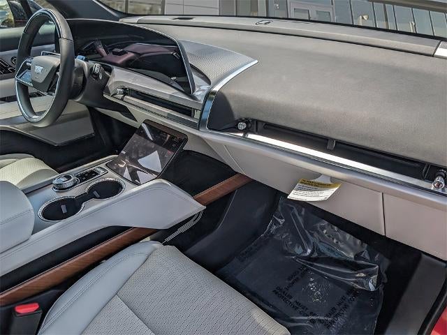 2026 Cadillac VISTIQ Sport